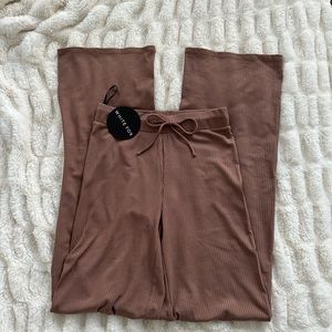 COPY - Comfy brown flare pants